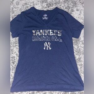 Majestic Yankees Baseball V-Neck Tee Navy Blue Size: Large